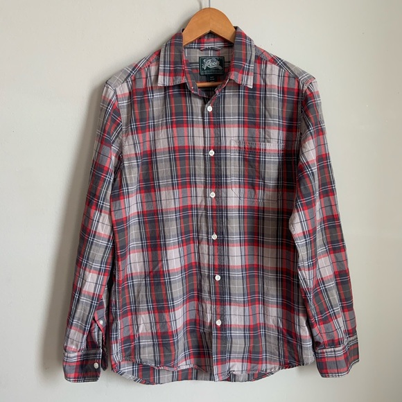 Roots Other - Roots Plaid flannel Button Down shirt size S